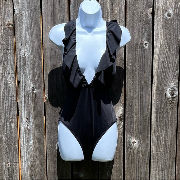 Shade & Shore black cheeky black one piece swimsuit size medium - Picture 3 of 16